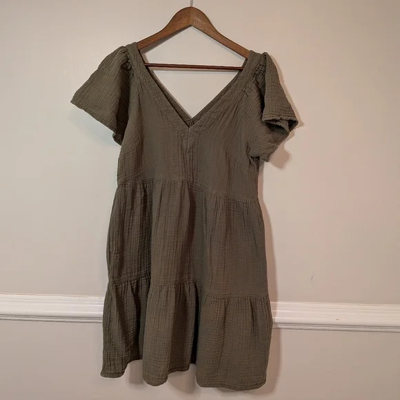 Old Navy Olive Tiered V-Neck Mini Dress 100% Cotton Natural Fibers - Picture 1 of 7